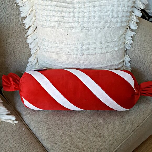 NEW! WHIMSICAL Wrapped CANDY PILLOW 2 SWEET - Picture 1 of 4